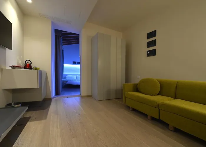 Bed & Breakfast Design 2*